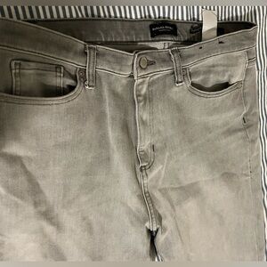 Banana Republic premium denim light gray jeans size 31